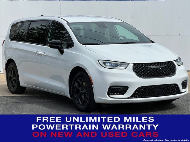 2024 Chrysler Pacifica Hybrid S Appearance Pkg in Bright White Clearcoat — front three-quarter view
